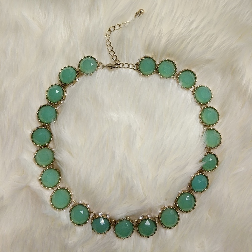 NWOT Francesca's Necklace